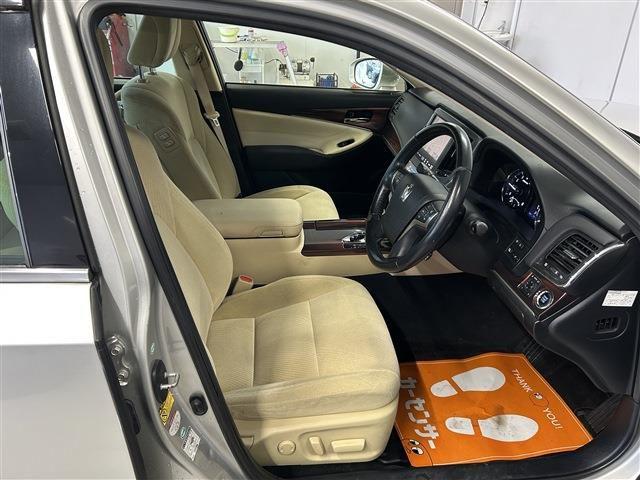 090aefda4ce39567ed103e8716d95ba5.jpg