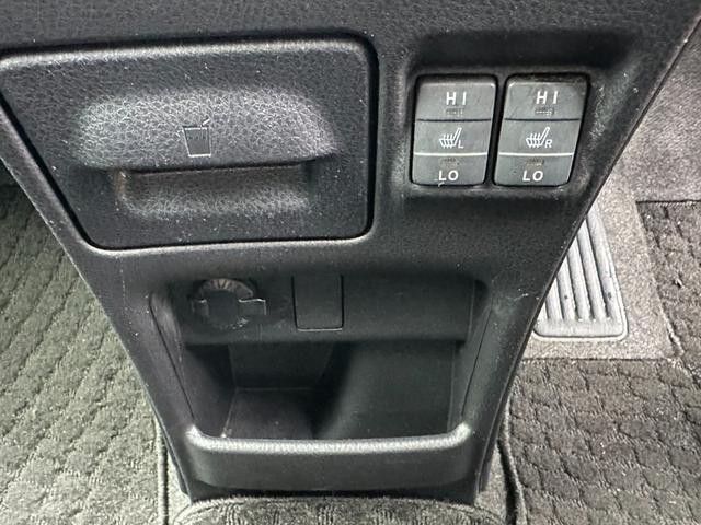 0507054A30260930W00214.jpg
