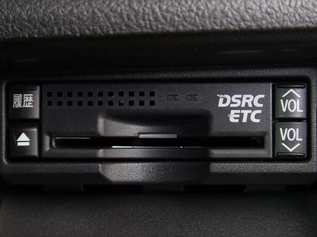 0560520A30261009W00715.jpg