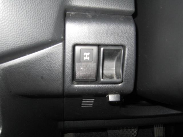 0300320A30260520W00114.jpg