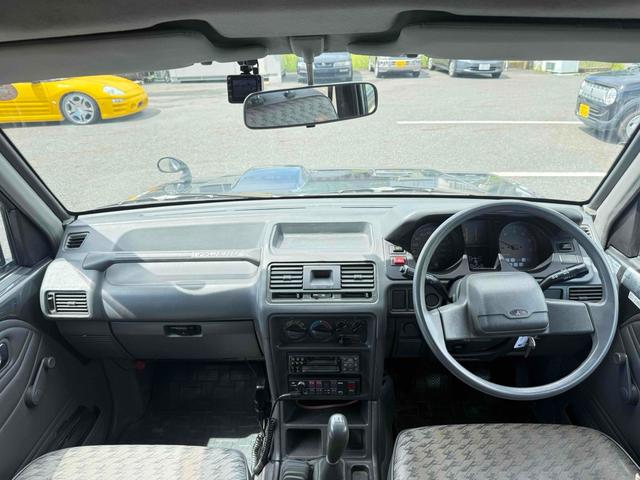 0540519A30260901W00101.jpg