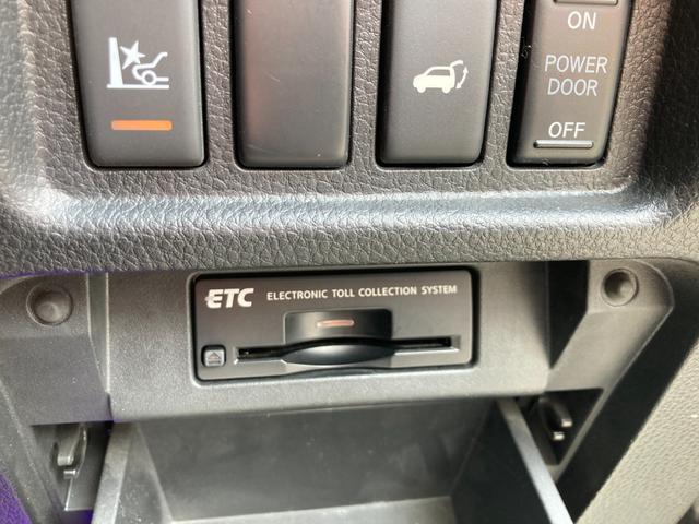 0403383A30260528W00118.jpg