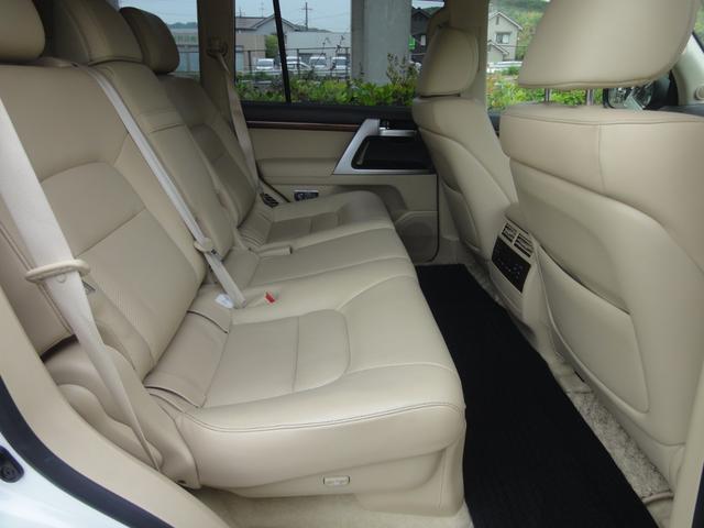 e4a3ceccee2068435c06a15ae4b14e66.jpg