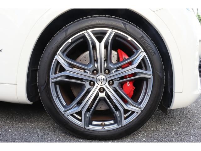 0570734A30260910W00211.jpg