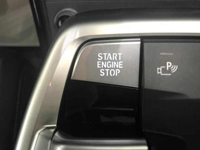 0701775A30260722W00218.jpg