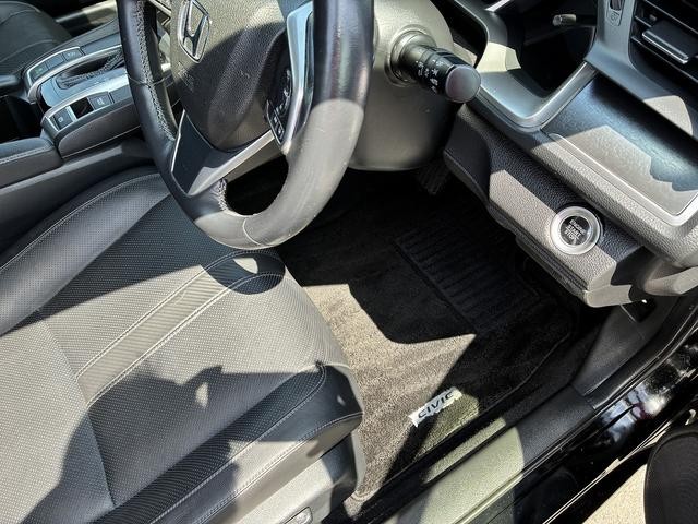 0404554A30260718W00817.jpg