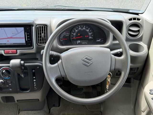 0600844A30260731W00302.jpg