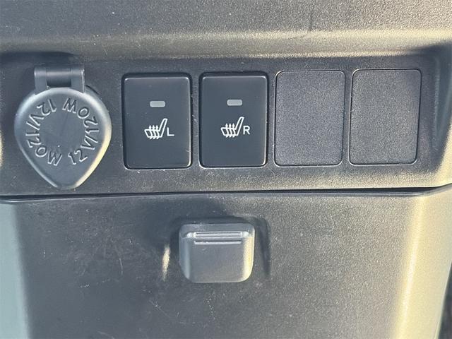 0303430A30260604W00105.jpg