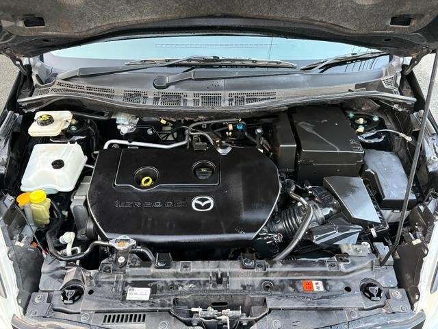 0403341A30261011W00115.jpg