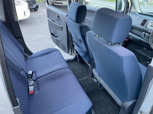 0541369A30260924W00219.jpg