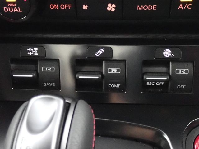 979032655feb3f493e7421a42322fb4e.jpg