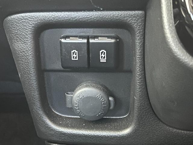 0900204A30261012W00116.jpg