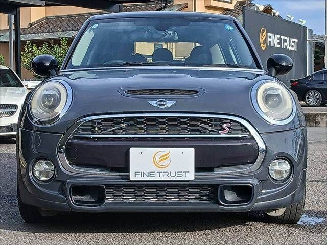 3977e25b44572e1ba9cef7e599a22865.jpg