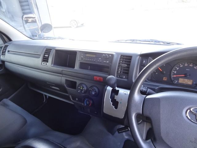 0730200A30261018W00718.jpg