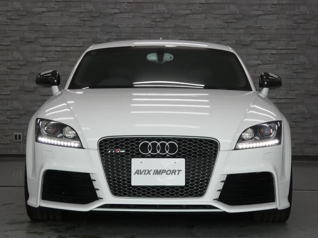 9571689A30260815W00102.jpg