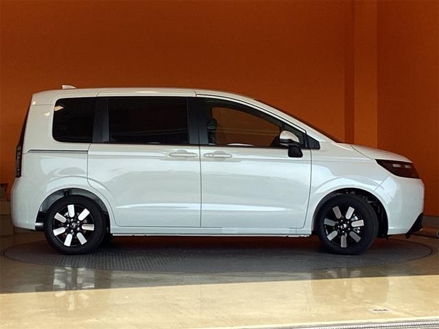 0704639A30260723W00413.jpg