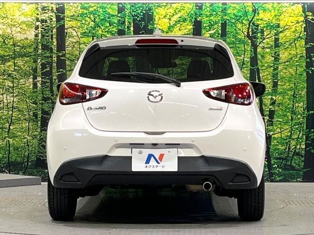 d1de62eb9dd45c52d4ed8f9f95bec4b4.jpg