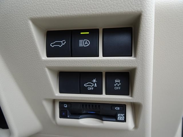 0600953A30260905W00118.jpg