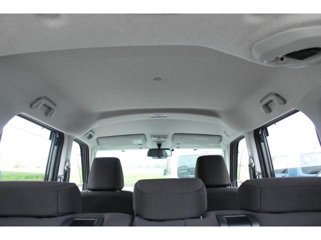 0540576A30260921W00215.jpg