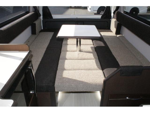 1001803A30260703W00111.jpg