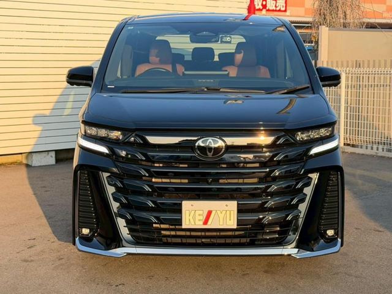 2024 Toyota Vellfire, photo 1 of 1