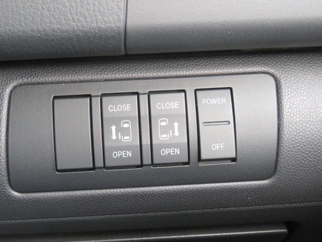 0610025A30260731W00418.jpg