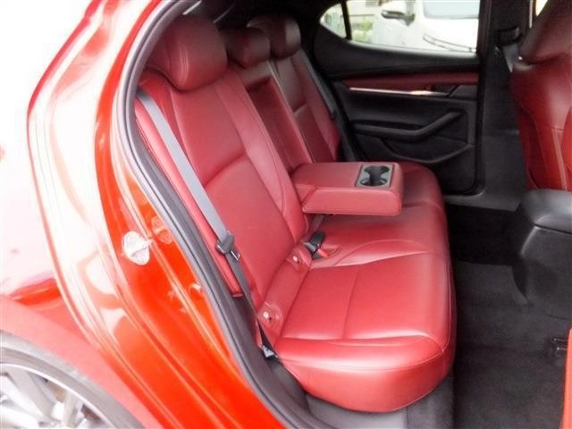29ae83a9e72a210df3ce49582c3d9ce1.jpg