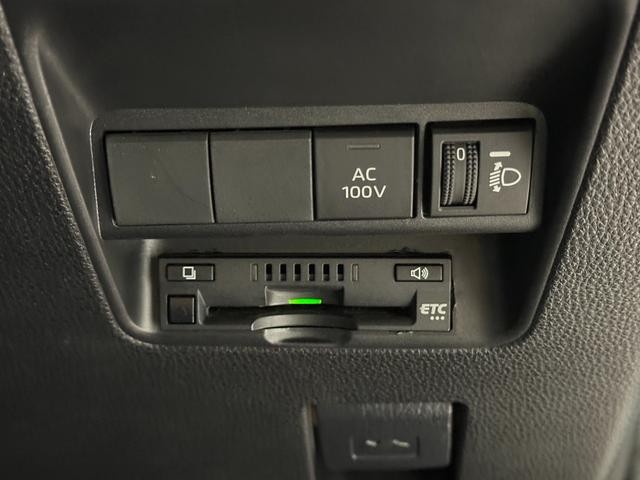 0509824A30260820W00803.jpg