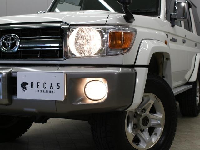 9200632A30260710W00103.jpg