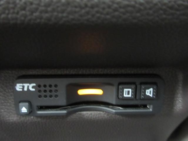 0541410A30260909W00111.jpg