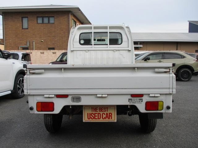 1002474A30260918W00214.jpg