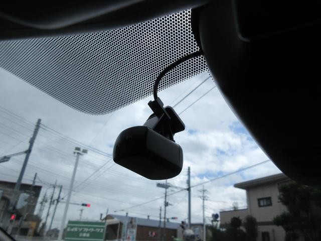 0541410A30260909W00411.jpg