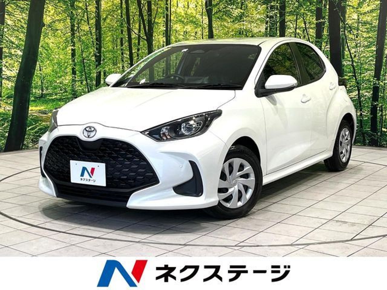 2024 Toyota Yaris, photo 1 of 1