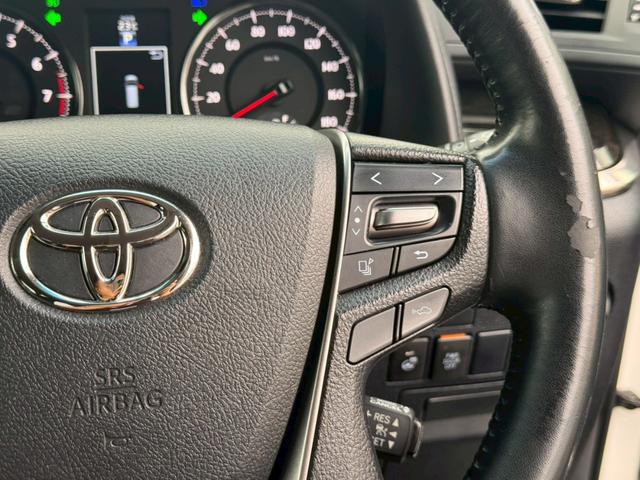 0530142A30260702W00219.jpg