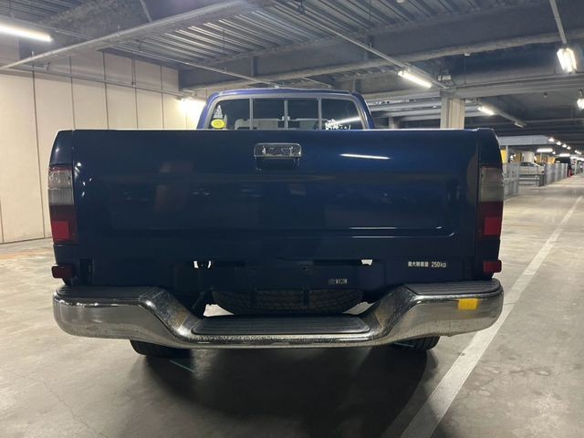 f85c1220ed8bec624e31ad26519af332.jpg