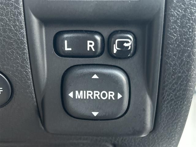 0207478A30261011W00110.jpg