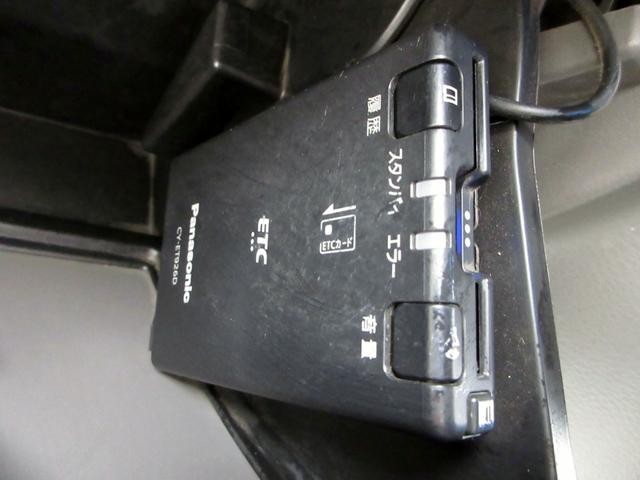0503263A30261005W00106.jpg