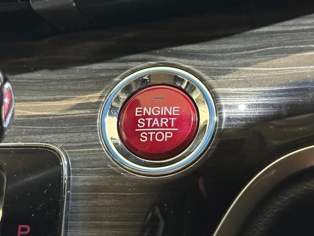 0509824A30261014W00205.jpg