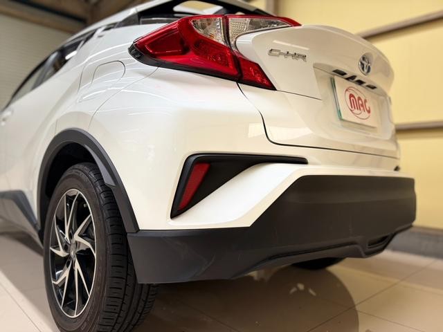9731030A30260902W00305.jpg