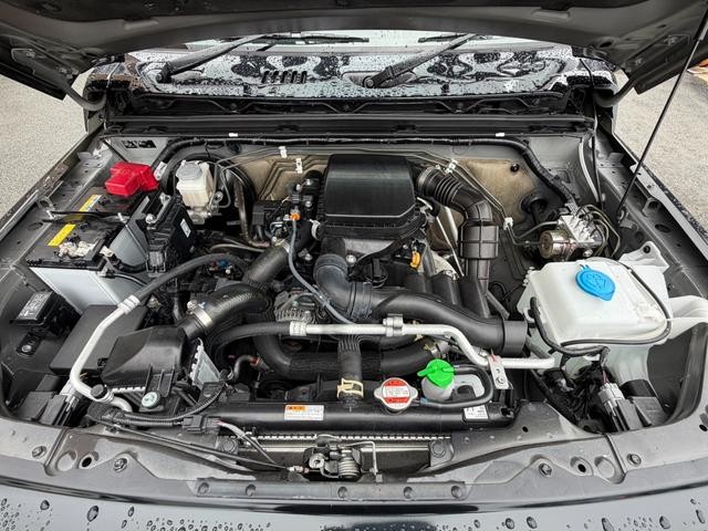 0708271A30261004W00619.jpg