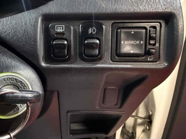 0303707A30260603W00205.jpg