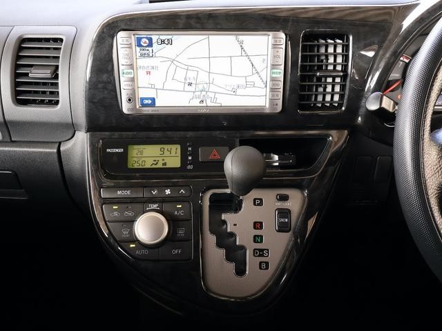 0540789A30260823W00202.jpg