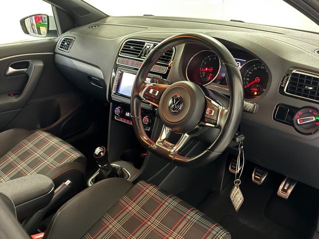 0550712A30260809W00109.jpg
