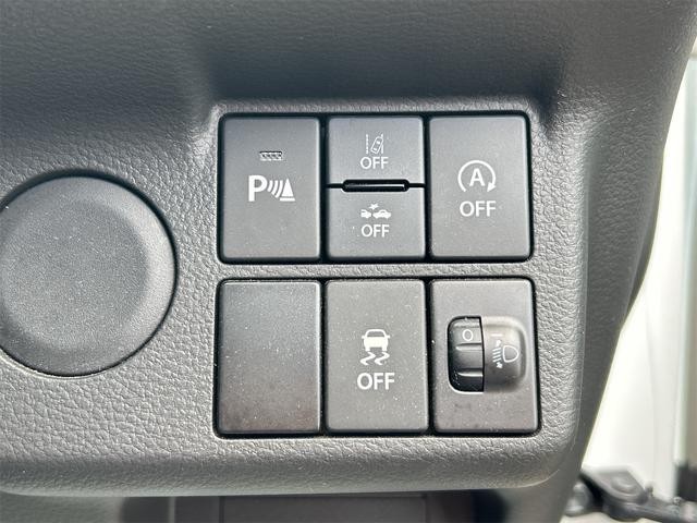 0403435A30260729W01209.jpg