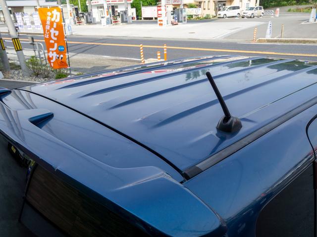 1002912A30260703W00210.jpg