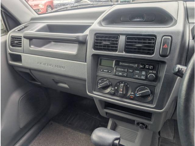 0530203A30260609W00216.jpg