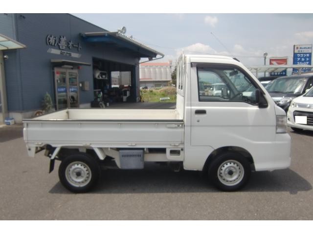 0702325A30260731W00110.jpg