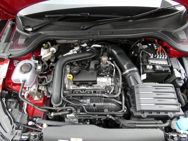 9200311A20260919F00109.jpg