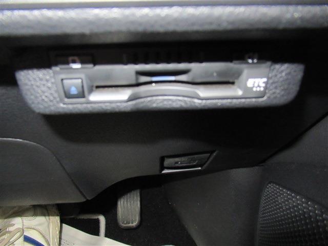 0903367A30260526W01514.jpg