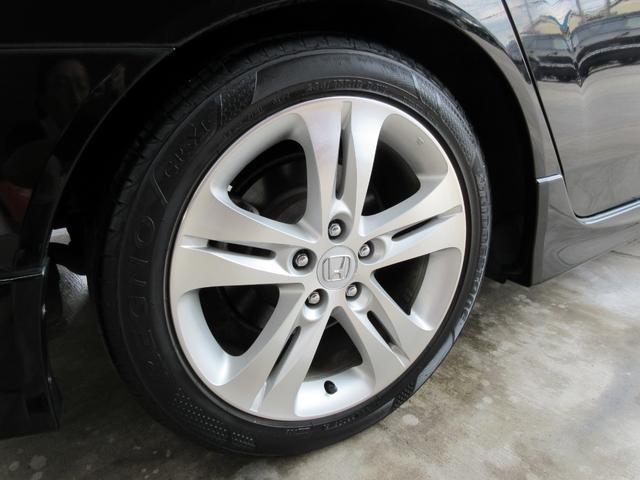 0551867A30260809W00111.jpg